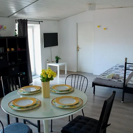 The Bell Tower Hideaway 2 * Koper